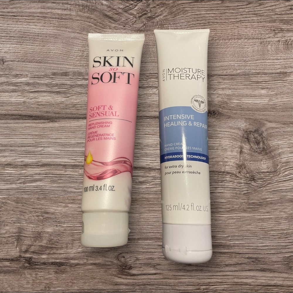 Avon SSS and Moisture Therapy lotion bundle NWT